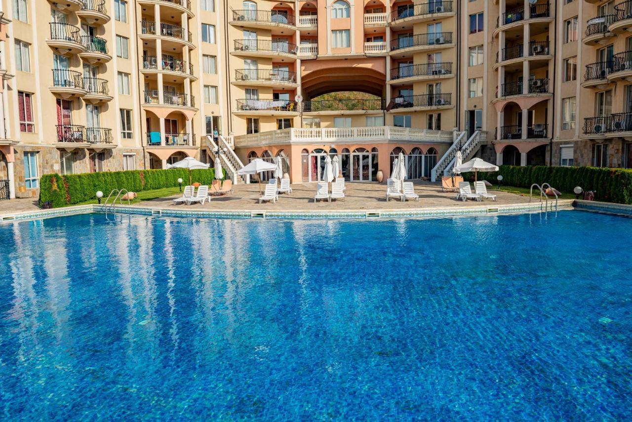 Menada Negresco Apartments 엘레니테 외부 사진