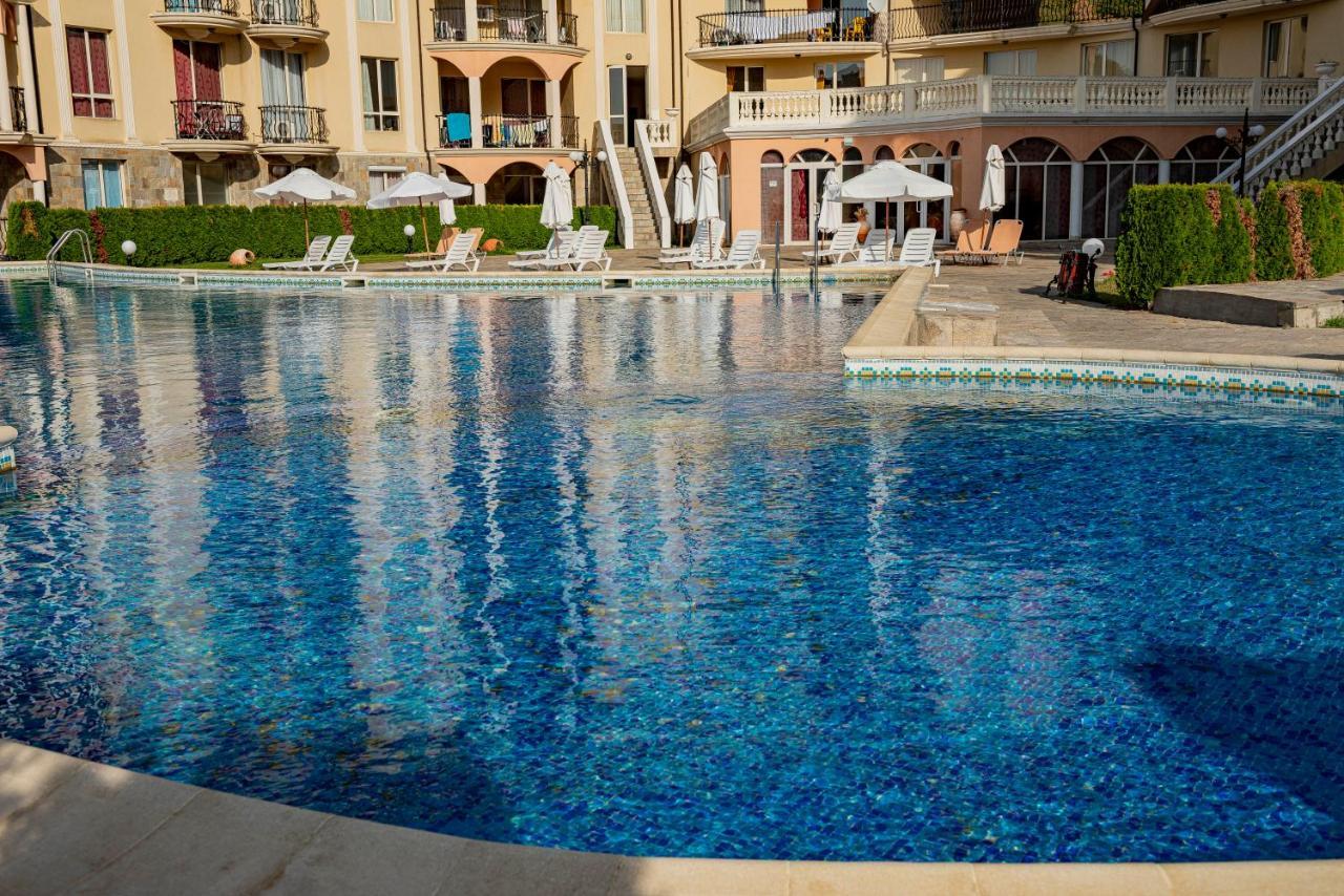 Menada Negresco Apartments 엘레니테 외부 사진